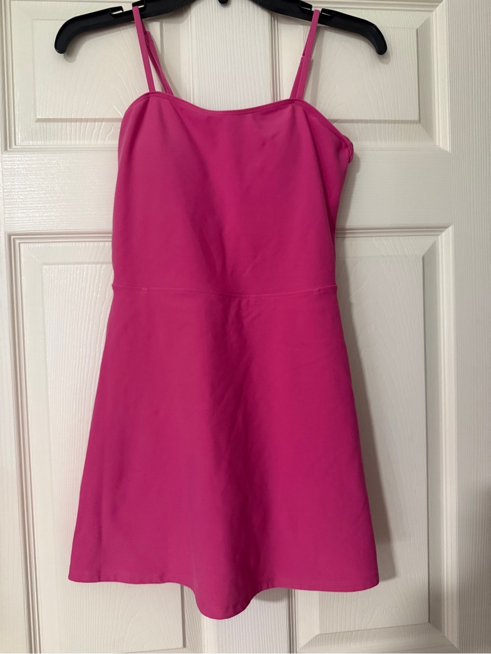 ALO Yoga Alosoft Courtside Tennis
Dress Paradise Pink SMALL
